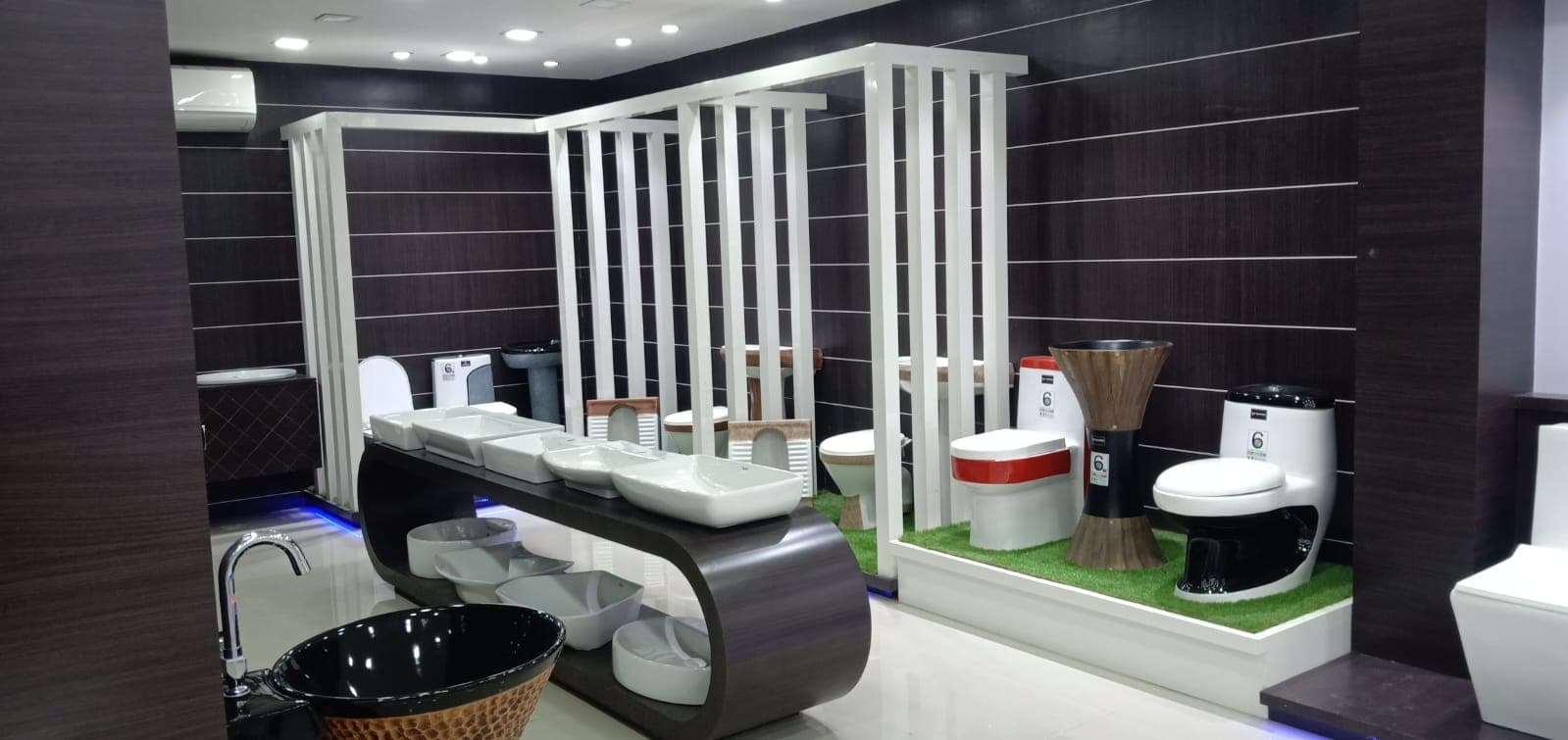 Ceramic Displays - Custom Furniture Morbi